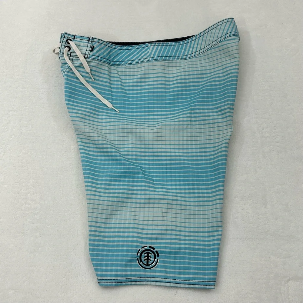Element Skateboards Water Blue & White Striped Surf Swim Board Shorts Mens 30/31
